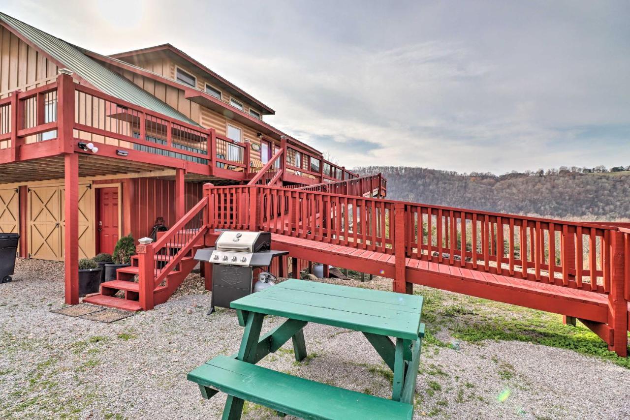 Cheery Pet-Friendly Studio With Shared Fire Pit Mountain View Exterior photo