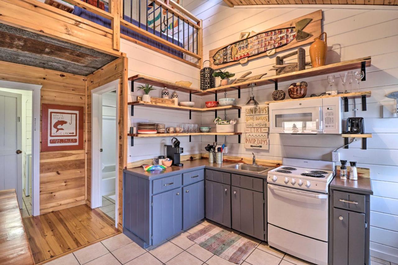 Cheery Pet-Friendly Studio With Shared Fire Pit Mountain View Exterior photo